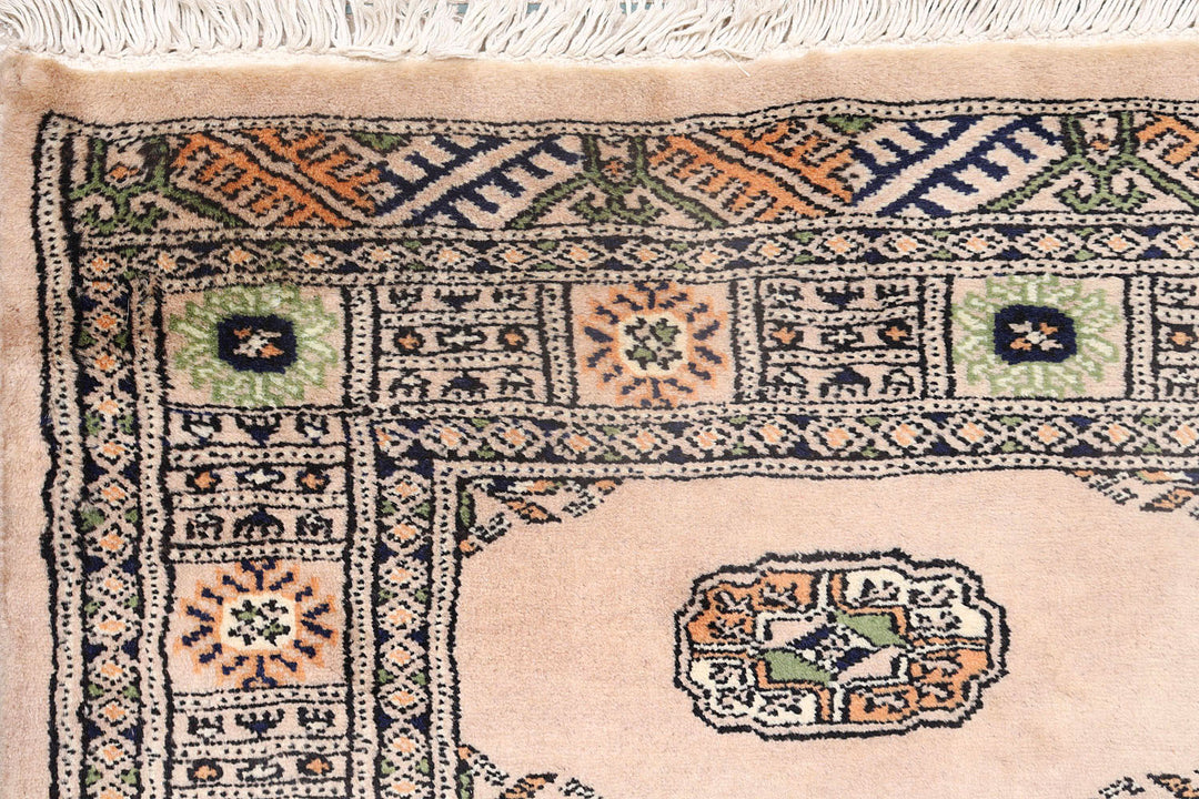 Bisque Bokhara 2' 6 x 10' 5 - No. 72810