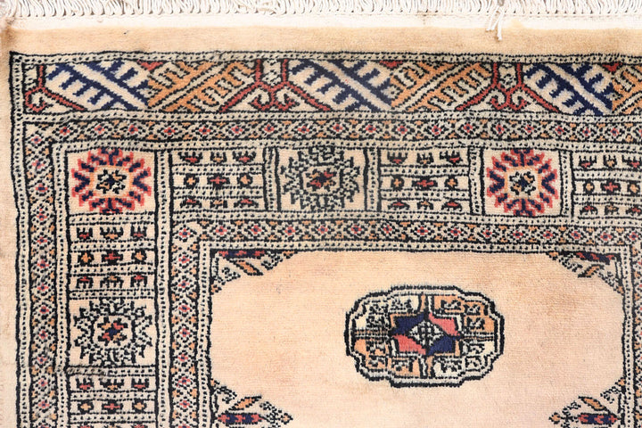 Bisque Bokhara 2' 7 x 6' 10 - No. 72815