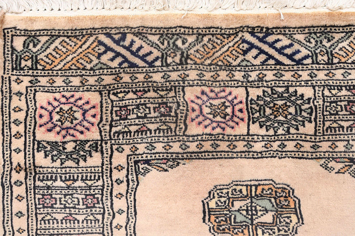 Bisque Bokhara 2' 6 x 10' 2 - No. 72820