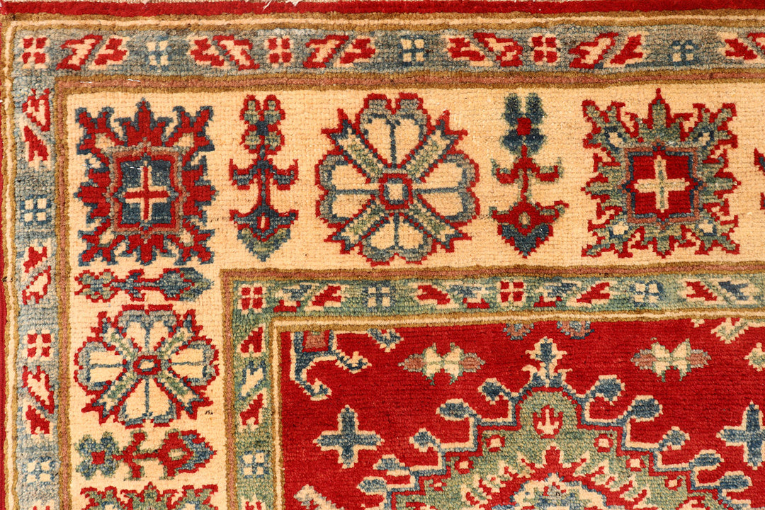 Red Kazak 4'  10" x 6'  4" - No. QA18561