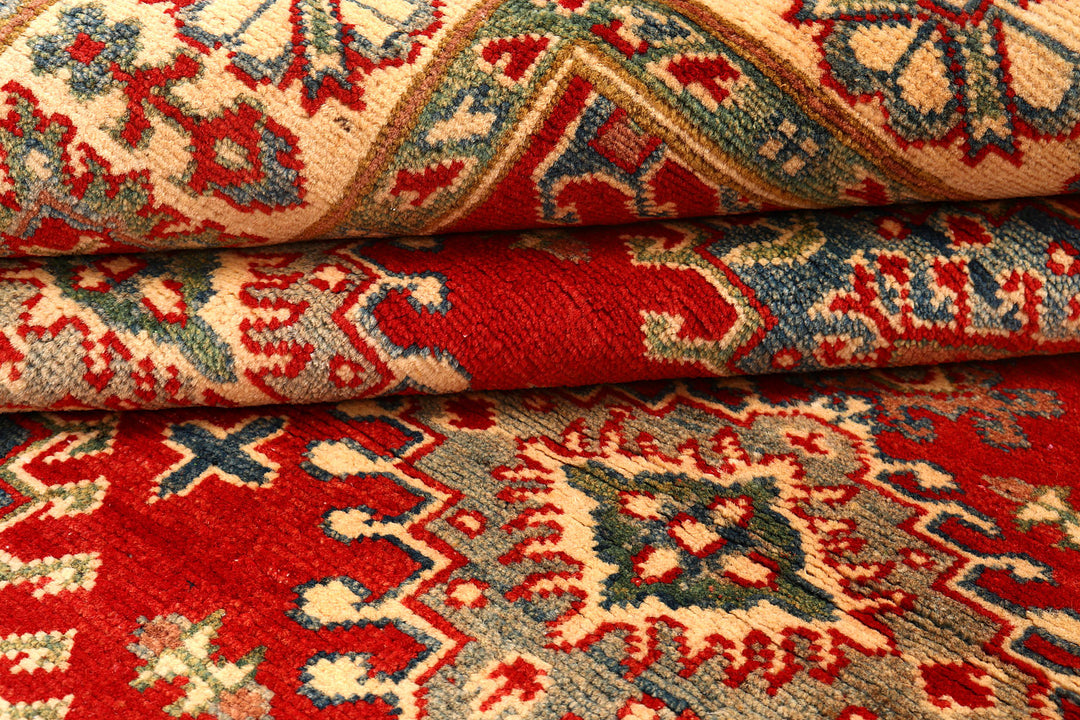 Red Kazak 4'  10" x 6'  4" - No. QA18561