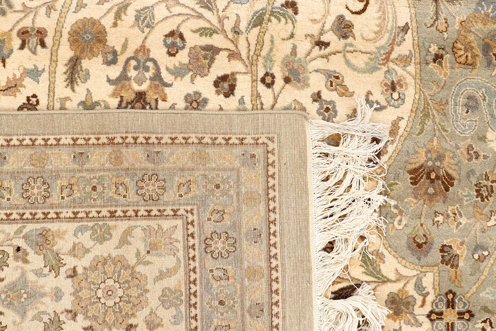 Navajo White Kirman 9'  1" x 12'  4" - No. QA90621