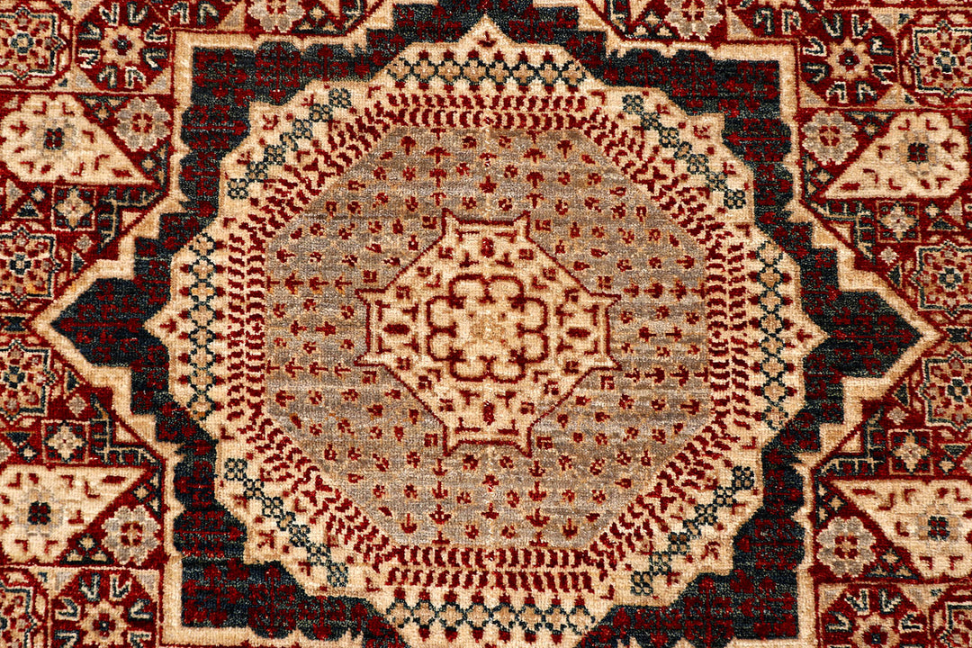 Firebrick Mamluk 4'  9" x 6'  11" - No. QA40622