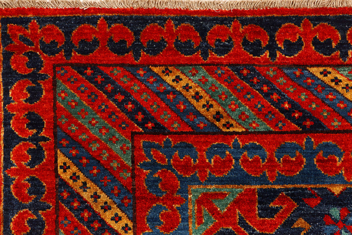 Red Mamluk 6'  11" x 9'  11" - No. QA18058