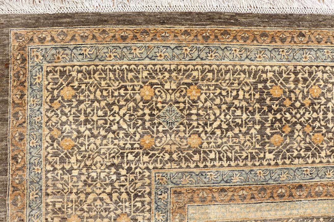 Saddle Brown Mamluk 8'  11" x 11'  10" - No. QA10714