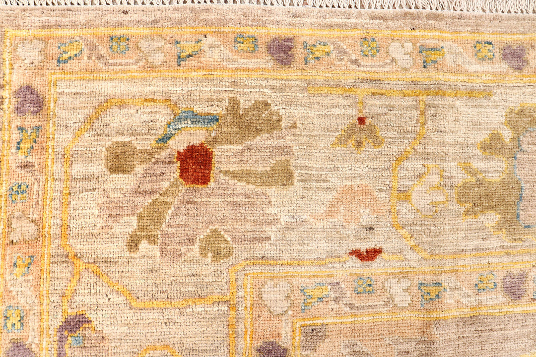 Bisque Oushak 9'  3" x 11'  10" - No. QA98776