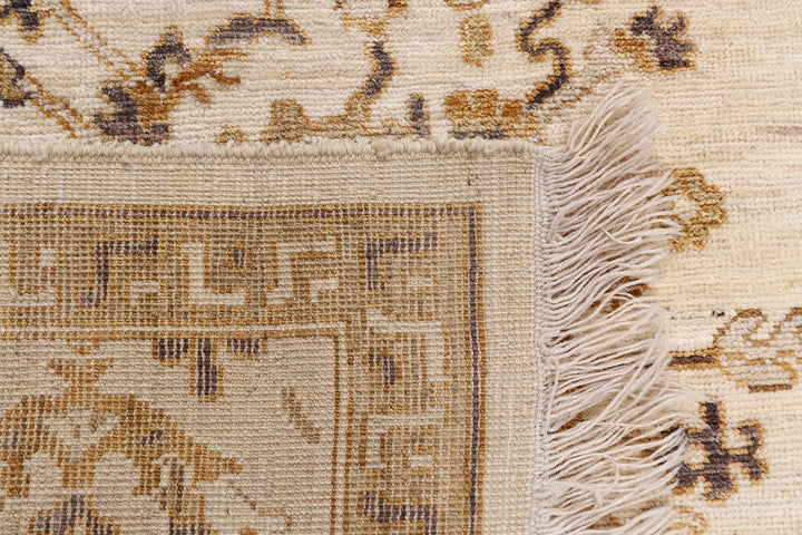 White Afghan Oushak Rug 8' 10" x 12' Hand-Knotted texture