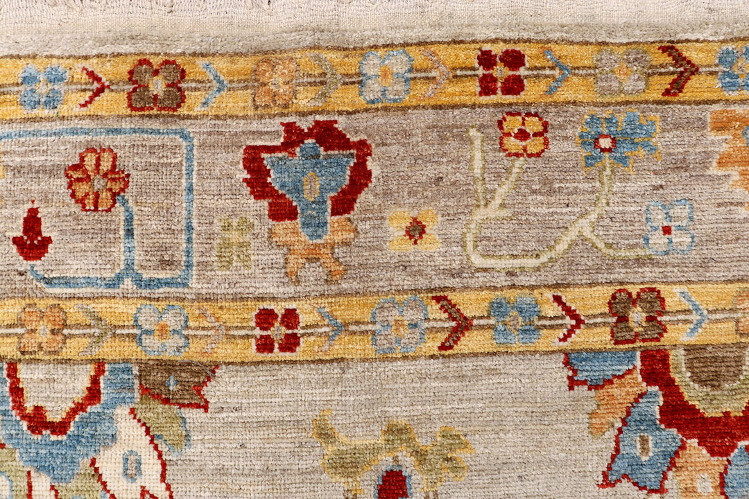 Bisque Oushak 6' 1 x 8' 10 - No. 73599