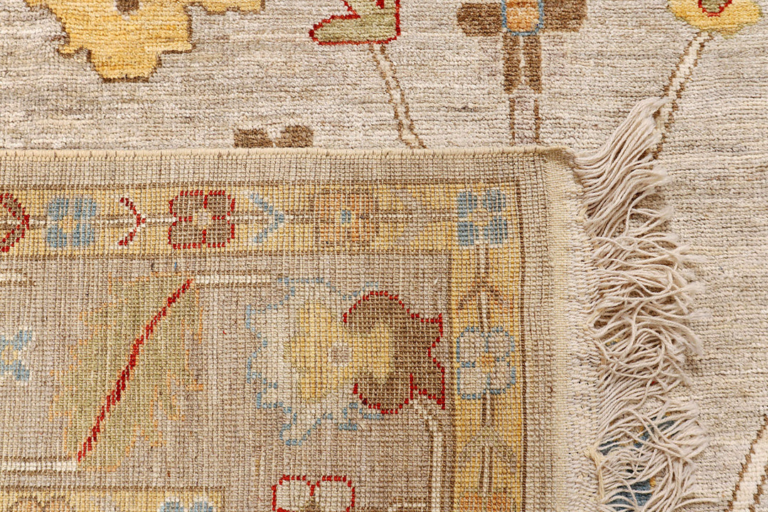 Bisque Oushak 6'  1" x 8'  10" - No. QA30963