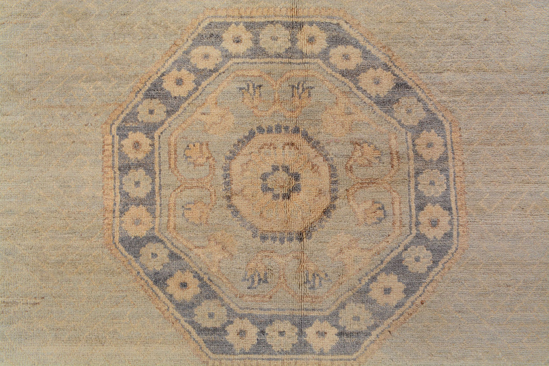 Blanched Almond Oushak 8' 10 x 11' 9 - No. 73644