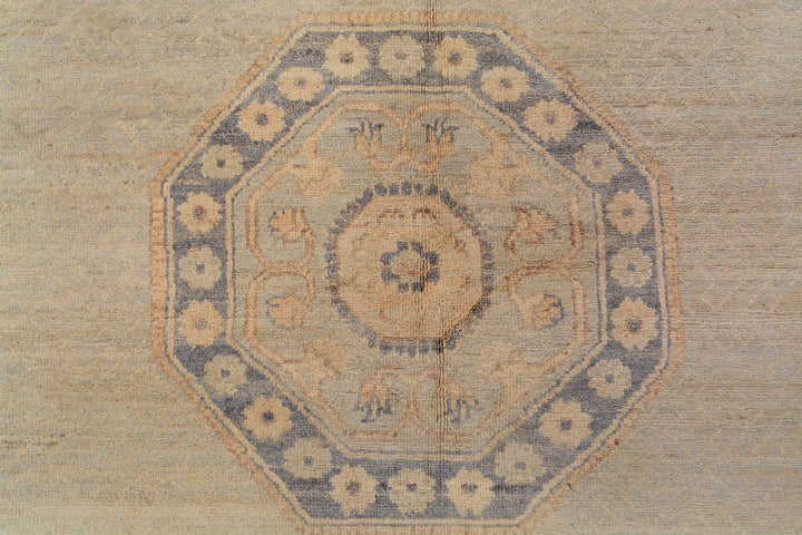 Blanched Almond Oushak 8' 10 x 11' 9 - No. 73644