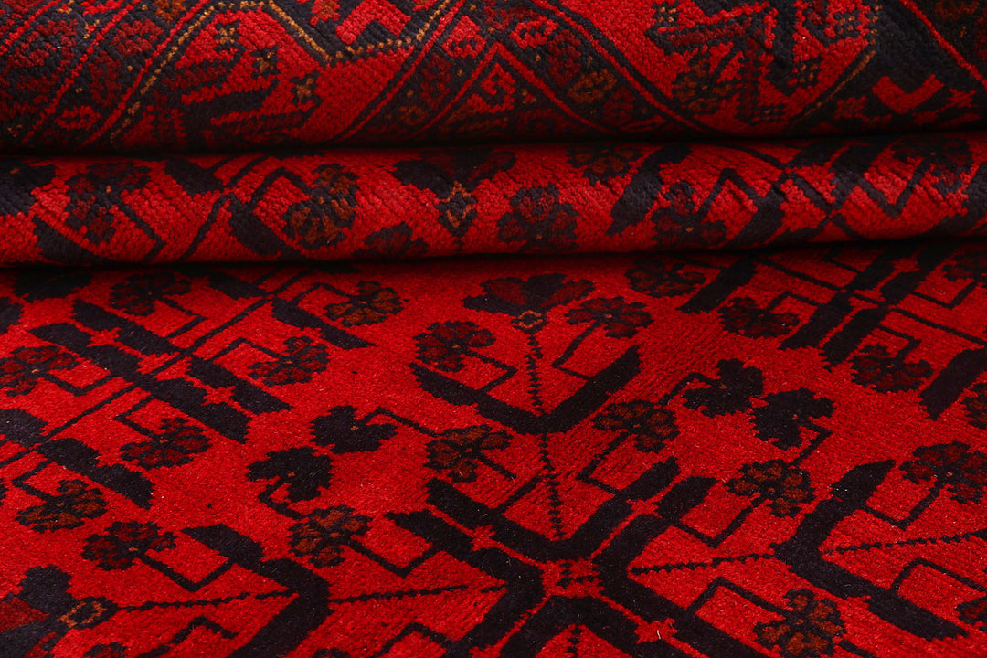 Red Khal Mohammadi 8'  1" x 11'  1" - No. QA95051