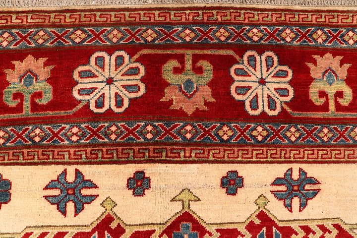 Bisque Kazak 6' 9 x 9' 7 - No. 73715