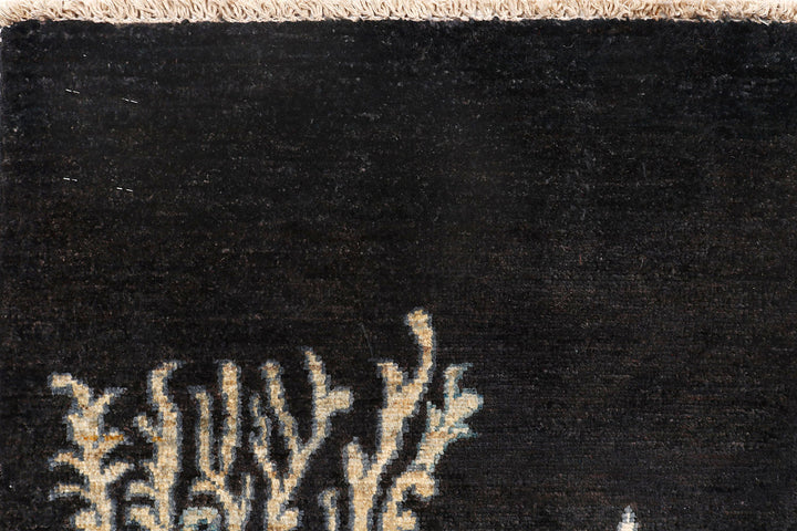 Black Herati 4'  9" x 6'  4" - No. QA16766