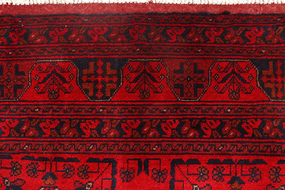 Red Khal Mohammadi 4'  10" x 6'  7" - No. QA39882