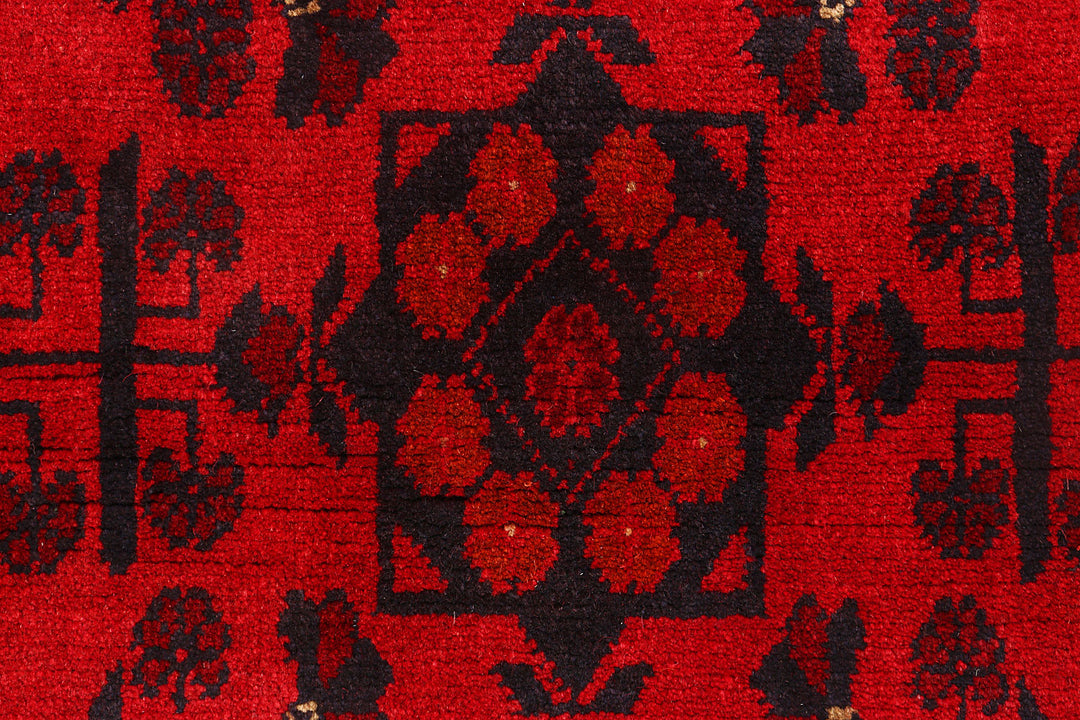 Firebrick Khal Mohammadi 2'  6" x 6'  2" - No. QA84678