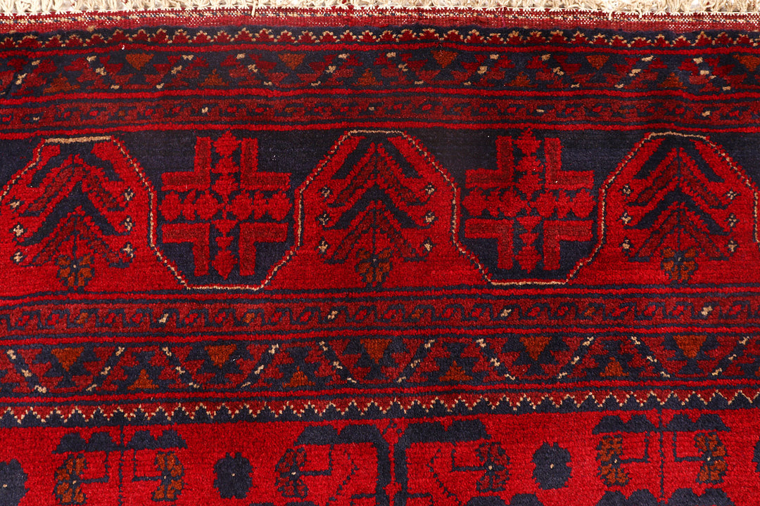 Firebrick Khal Mohammadi 4'  10" x 6'  8" - No. QA38146