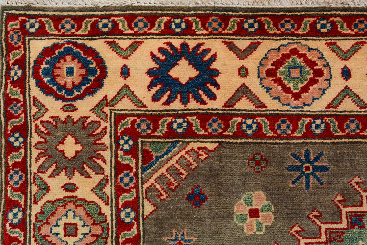 Burlywood Kazak 4' 11 x 6' 4 - No. 73954