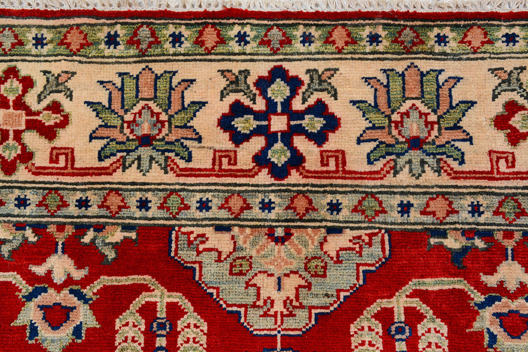 Red Kazak 4'  11" x 6'  7" - No. QA41248
