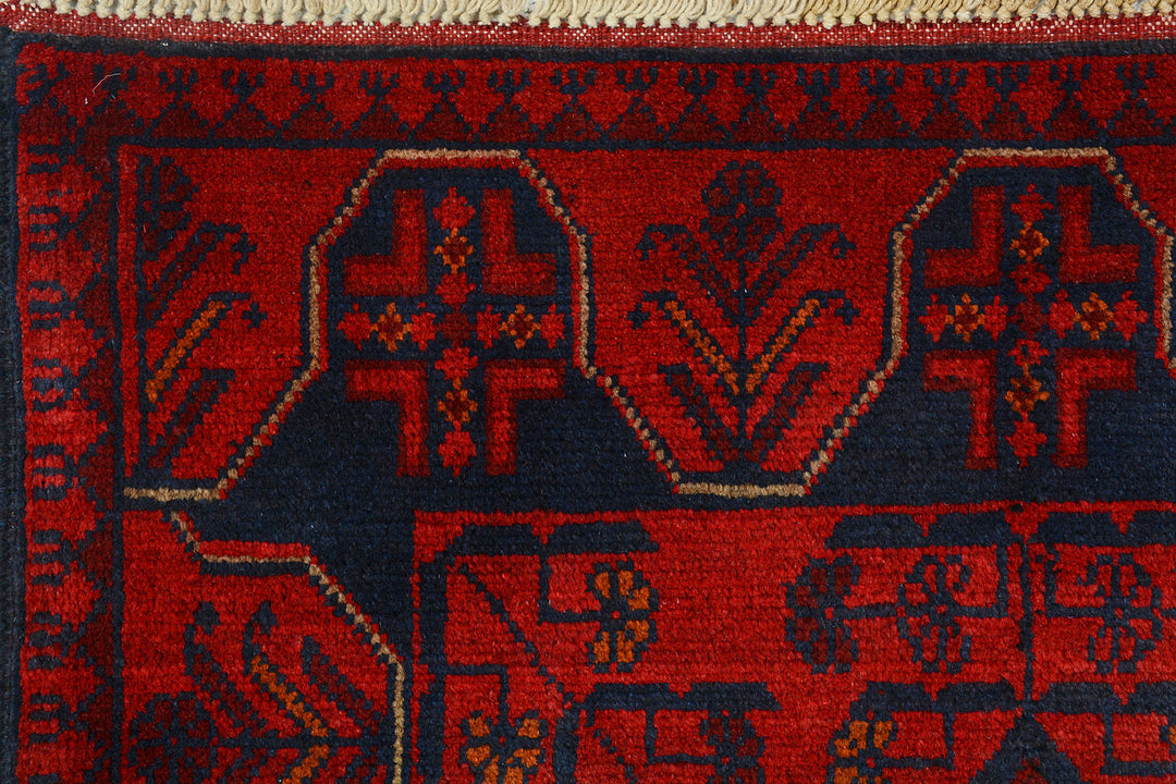 Firebrick Khal Mohammadi 2'  8" x 6'  4" - No. QA76180