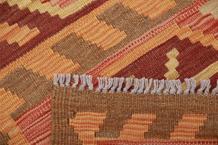 Kilim 1’ 7″ x 6’ 7″ - No. AV25731 - ALRUG Rug Store