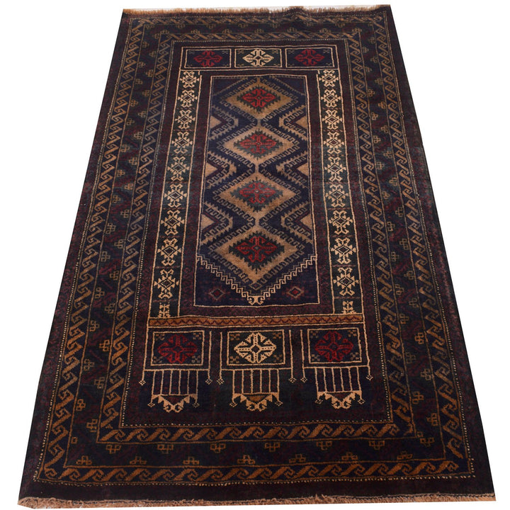 Prayer Rug 2' 9" x 5' 2" - No. AL52345