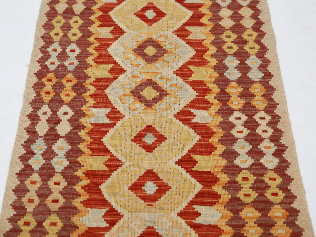 Kilim 2’ 2″ x 4’ 8″ - No. AV35044 - ALRUG Rug Store
