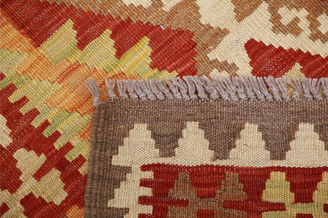 Kilim 2’ 4″ x 4’ 9″ - No. AV19586 - ALRUG Rug Store