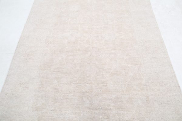 Serenity 5’ 0″ x 9’ 7″ - No. AV21239