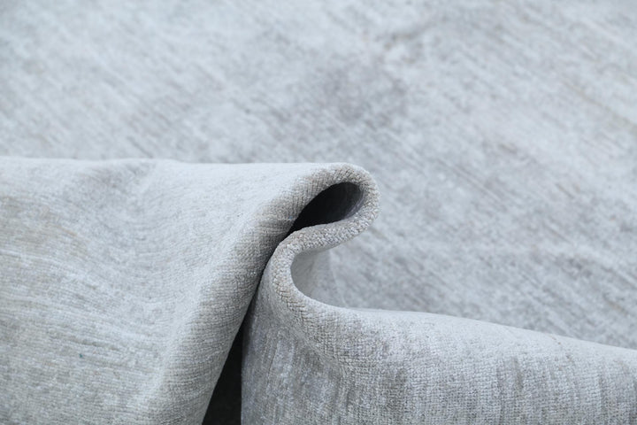 Overdye 5’ 0″ x 6’ 9″ - No. AV26439 - ALRUG Rug Store