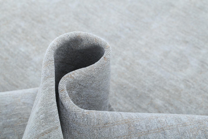 Overdye 4’ 9″ x 6’ 5″ - No. AV54851 - ALRUG Rug Store