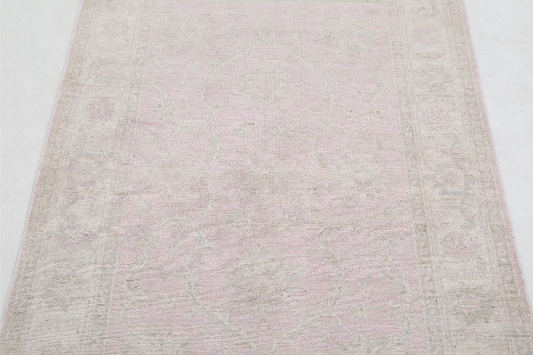 Serenity 3’ 0″ x 4’ 7″ - No. AV80250 - ALRUG Rug Store