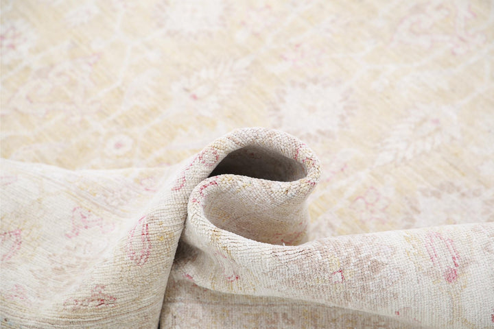 Serenity 6’ 3″ x 8’ 9″ - No. AV35632 - ALRUG Rug Store