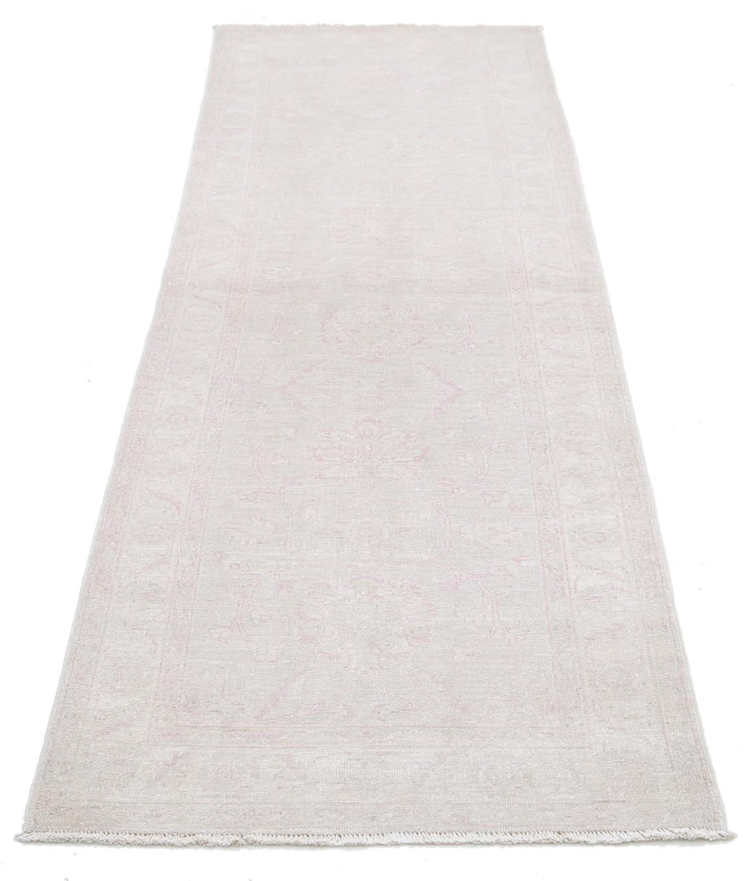 Serenity 2’ 8″ x 8’ 3″ - No. AV75033 - ALRUG Rug Store