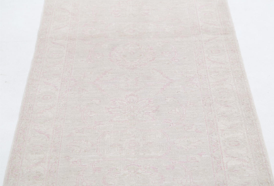 Serenity 2’ 8″ x 8’ 3″ - No. AV75033 - ALRUG Rug Store