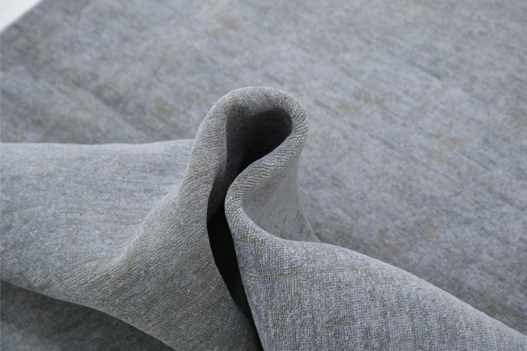 Overdye 3’ 10” x 5’ 11” - No. AV15227 - ALRUG Rug Store