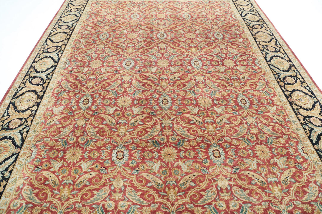 Heritage 8’ 10” x 11’ 8″ - No. AV38428 - ALRUG Rug Store