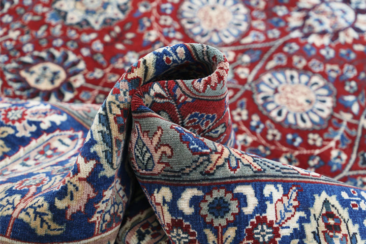 Heritage 9’ 0″ x 17’ 9″ - No. AV78711 - ALRUG Rug Store