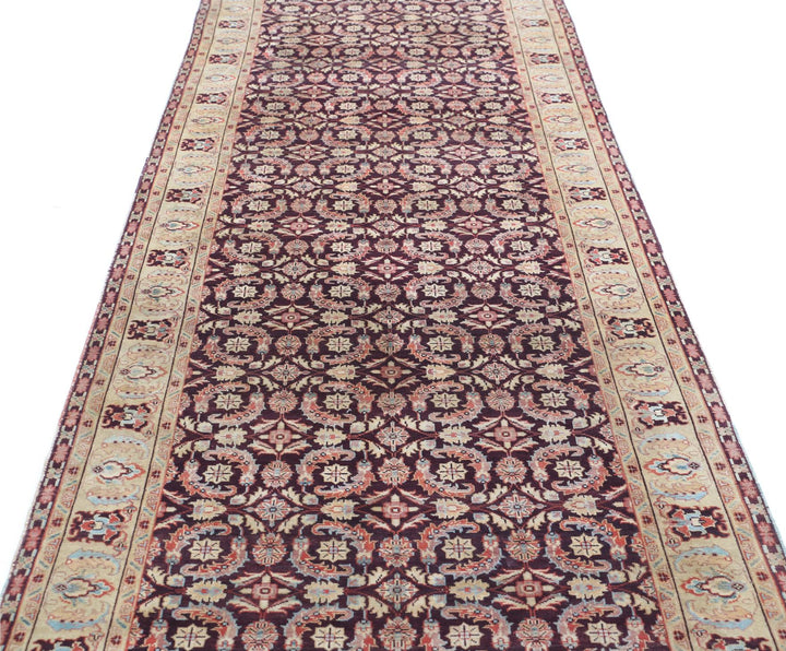 Heritage 3’ 11” x 11’ 11” - No. AV34696 - ALRUG Rug Store
