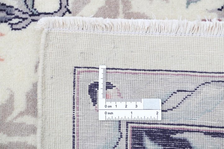 Heritage 9’ 0″ x 11’ 9″ - No. AV34842 - ALRUG Rug Store