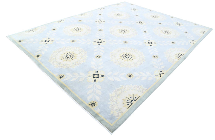 Modcar 8’ 10” x 11’ 8″ - No. AV93124 - ALRUG Rug Store