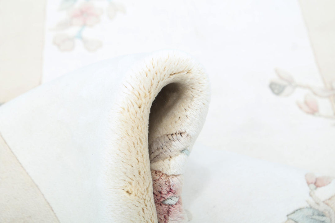 Chinese 2’ 6″ x 10’ 4″ - No. AV87450 - ALRUG Rug Store