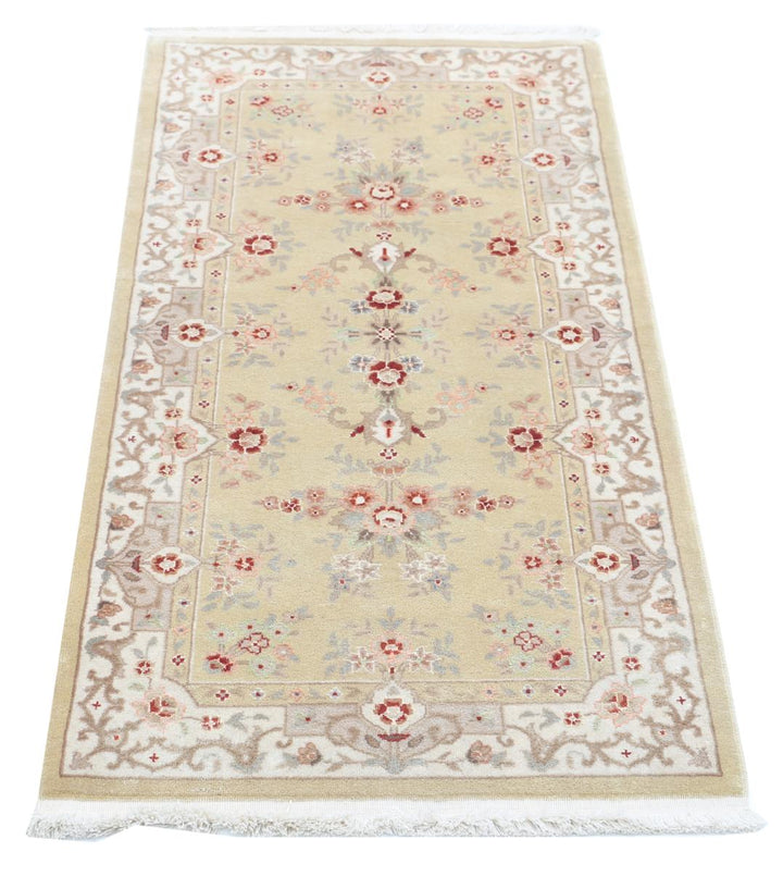 Agra 2’ 0″ x 4’ 2″ - No. AV54376 - ALRUG Rug Store
