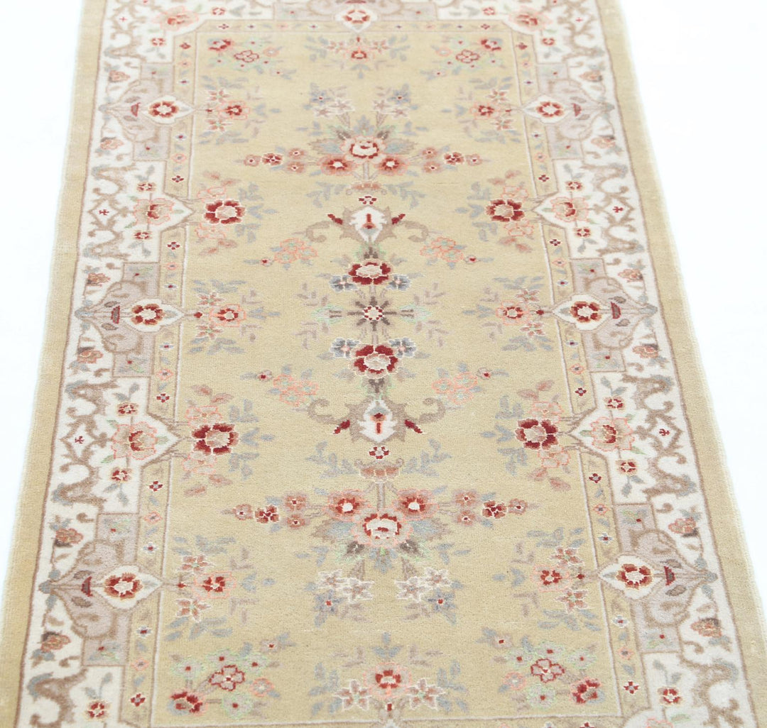 Agra 2’ 0″ x 4’ 2″ - No. AV54376 - ALRUG Rug Store