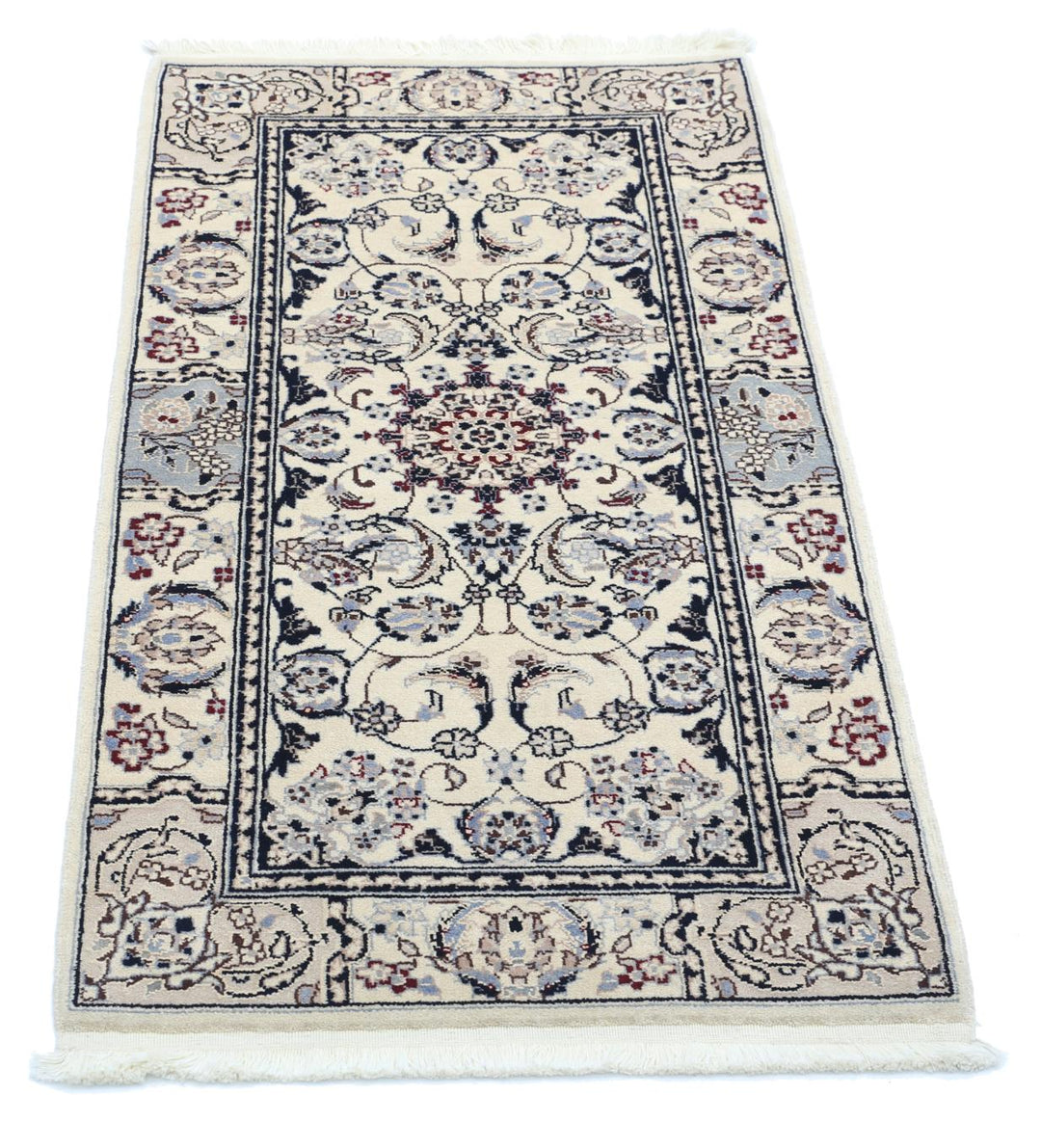 Heritage 2’ 0″ x 3’ 10” - No. AV82223 - ALRUG Rug Store