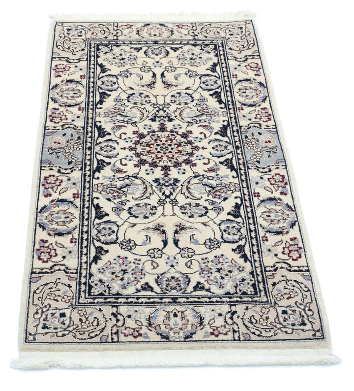 Heritage 2’ 0″ x 3’ 10” - No. AV82223 - ALRUG Rug Store