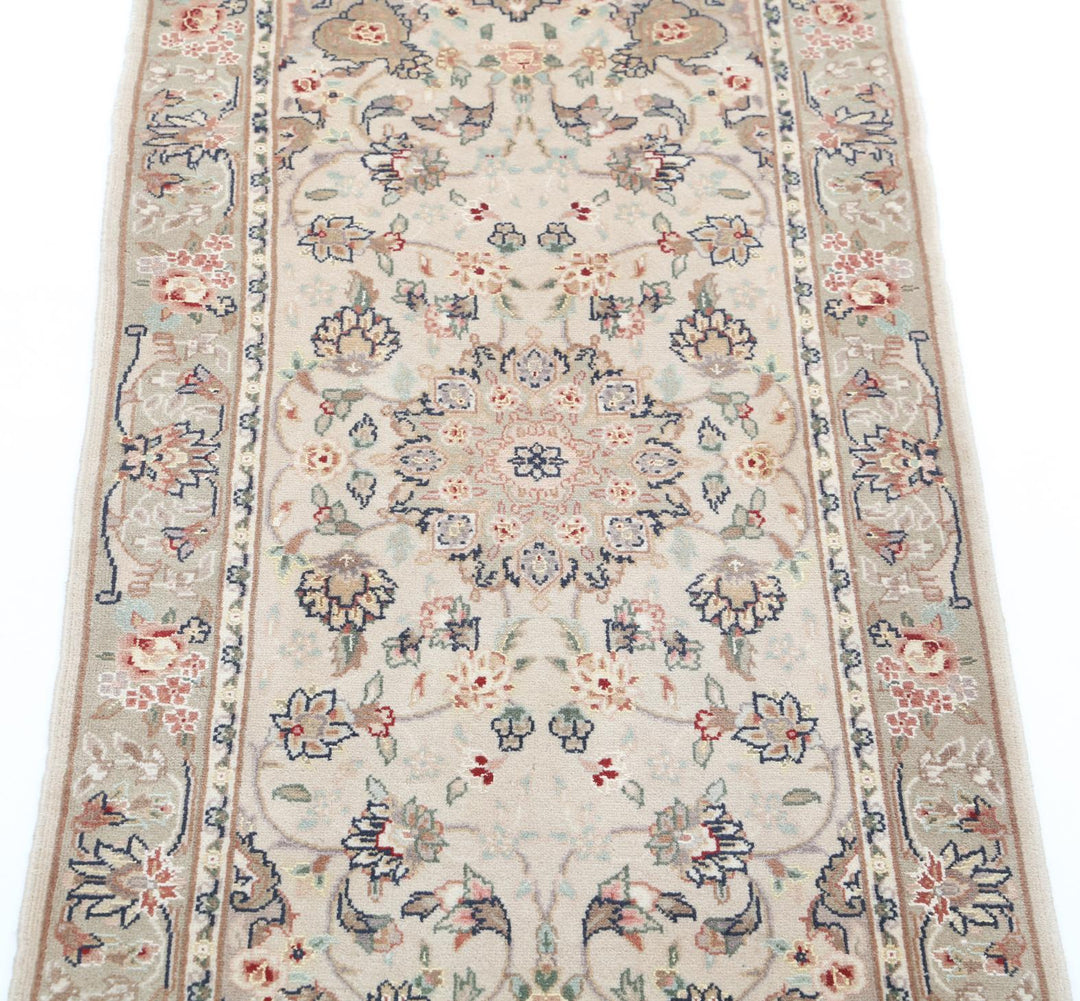 Heritage 2’ 0″ x 3’ 11” - No. AV60623 - ALRUG Rug Store