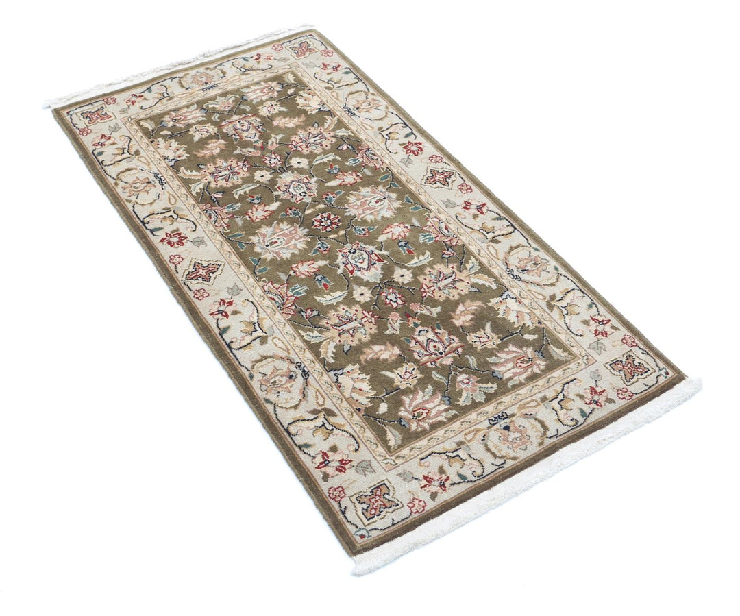 Heritage 2’ 0″ x 3’ 9″ - No. AV19017 - ALRUG Rug Store