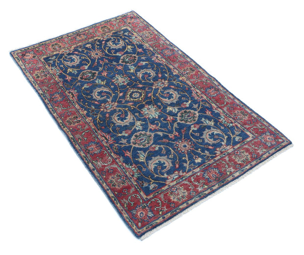 Agra 2’ 8″ x 4’ 2″ - No. AV15187 - ALRUG Rug Store