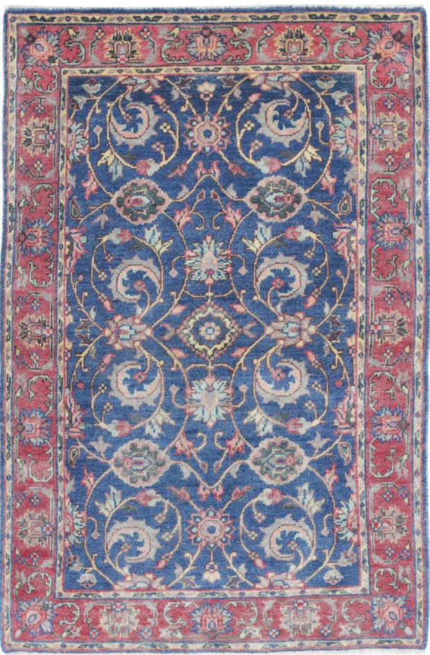 Agra 2’ 8″ x 4’ 2″ - No. AV15187 - ALRUG Rug Store